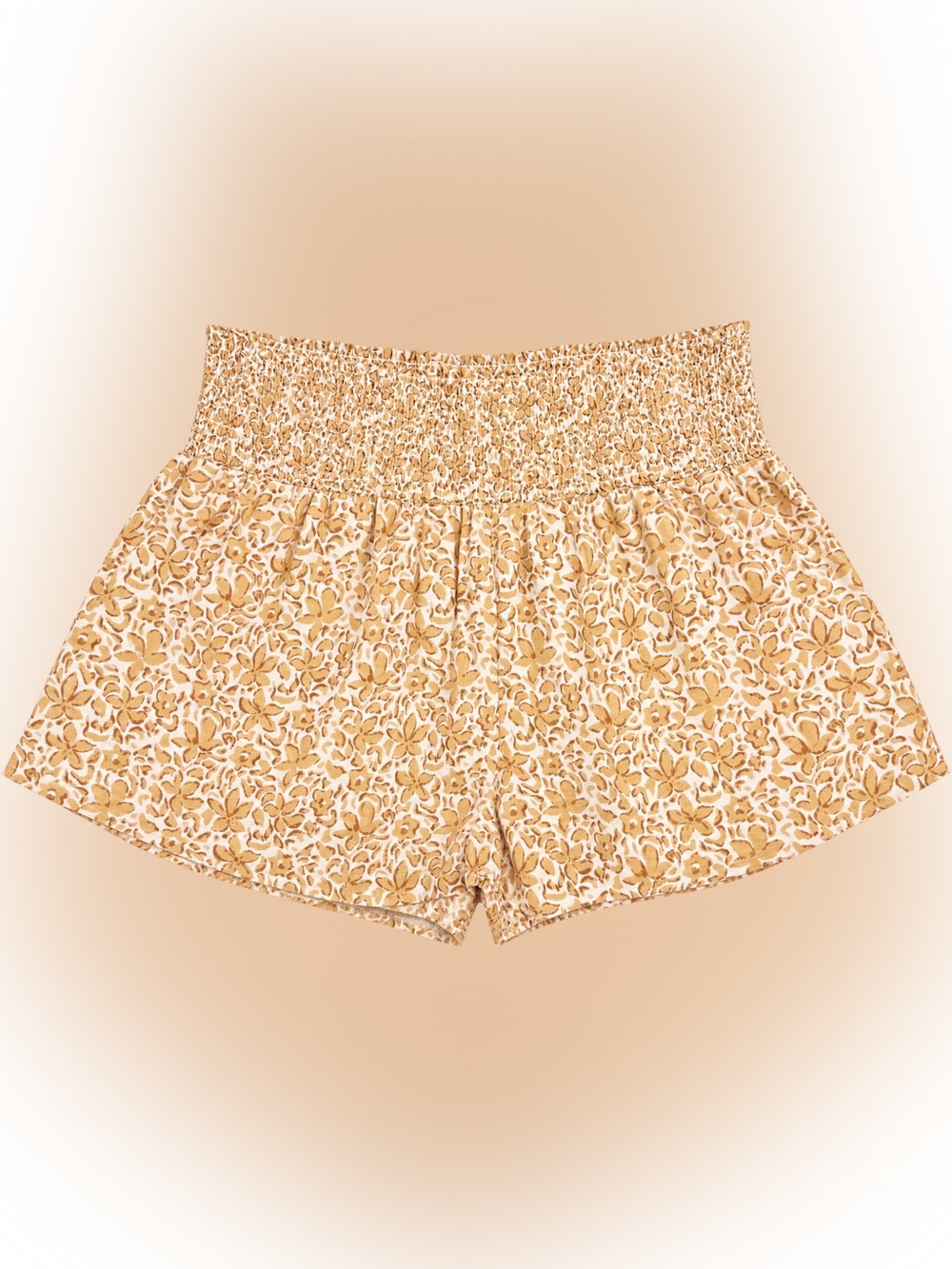 Vineyard Vines Floral Smocked High-Waisted Shorts – Cream & Sand